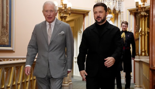 London: Selenskyj trifft sich mit König Charles III. London: Selenskyj trifft sich mit König Charles III.