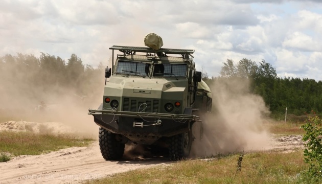 An der Front 76 Gefechte seit Tagesbeginn