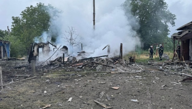 На Донеччині через російські обстріли щонайменше четверо загиблих і троє поранених На Донеччині через російські обстріли щонайменше четверо загиблих і троє поранених