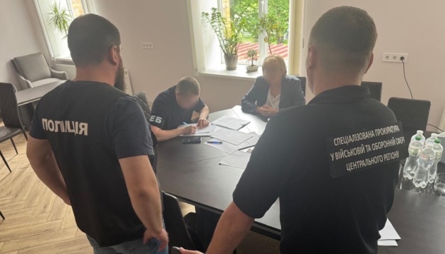 Безпідставно застосувала нульову ставку ПДВ: головбух оборонного товариства отримала підозру Безпідставно застосувала нульову ставку ПДВ: головбух оборонного товариства отримала підозру