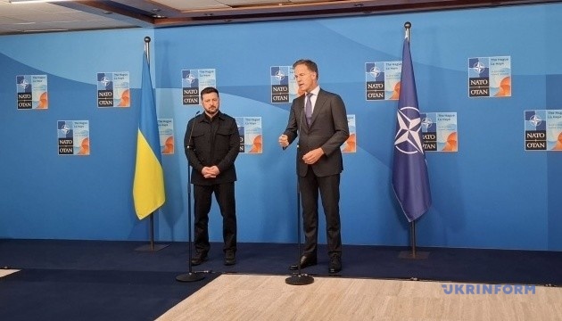 Зеленський прибув на саміт НАТО