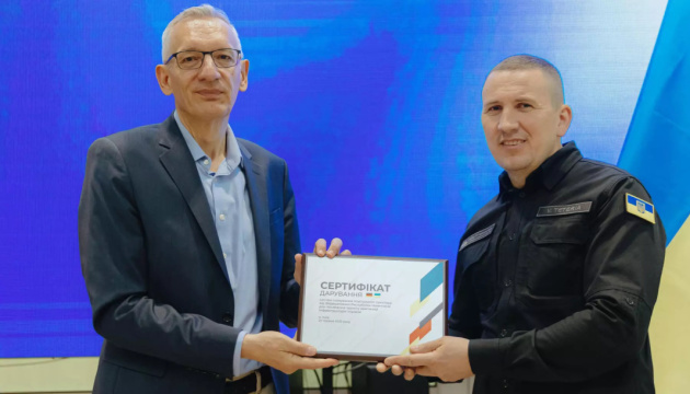 Німеччина передала підрозділам МВС системи радіоелектронної розвідки Німеччина передала підрозділам МВС системи радіоелектронної розвідки