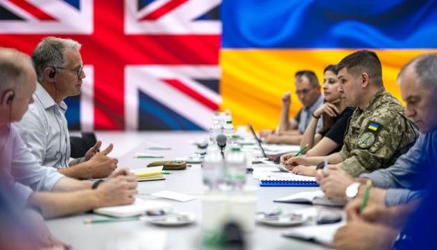 Міноборони закликає британських партнерів інвестувати в український ОПК
