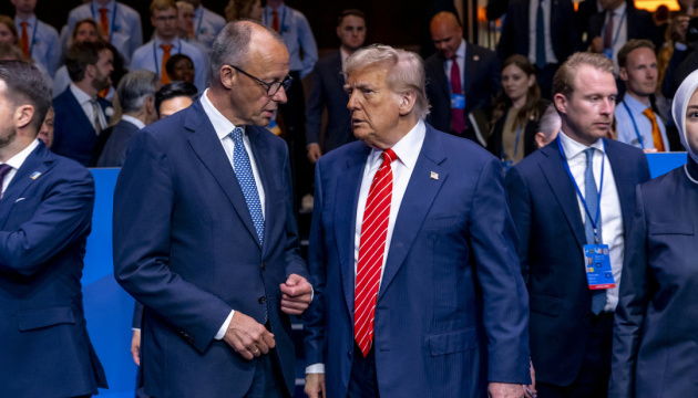 Merz calls on Trump to ramp up economic pressure on Moscow Merz calls on Trump to ramp up economic pressure on Moscow
