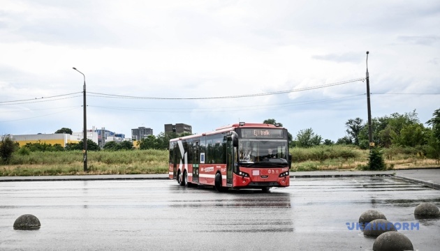 Запоріжжя безкоштовно отримало автобуси від міжнародних партнерів Запоріжжя безкоштовно отримало автобуси від міжнародних партнерів