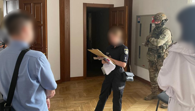 Ексзаступнику мера Дніпра оголосили підозру в незаконному збагаченні майже на ₴9 мільйонів Ексзаступнику мера Дніпра оголосили підозру в незаконному збагаченні майже на ₴9 мільйонів
