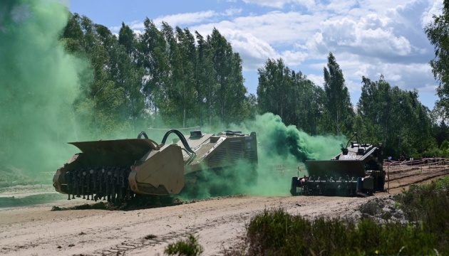 Legend and Zmiy: Ukraine field-testing mine clearance equipment Legend and Zmiy: Ukraine field-testing mine clearance equipment