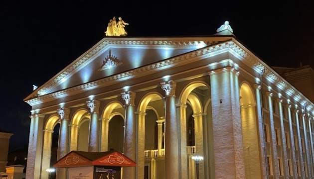 Рівненський драмтеатр готує документальну постановку, у якій ветерани - співтворці і виконавці Рівненський драмтеатр готує документальну постановку, у якій ветерани - співтворці і виконавці