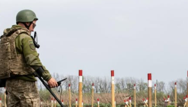 Ukraine interested in involving U.S. companies in humanitarian demining - MoD