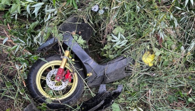 На Київщині у ДТП за участі мопеда й автомобіля загинув підліток На Київщині у ДТП за участі мопеда й автомобіля загинув підліток