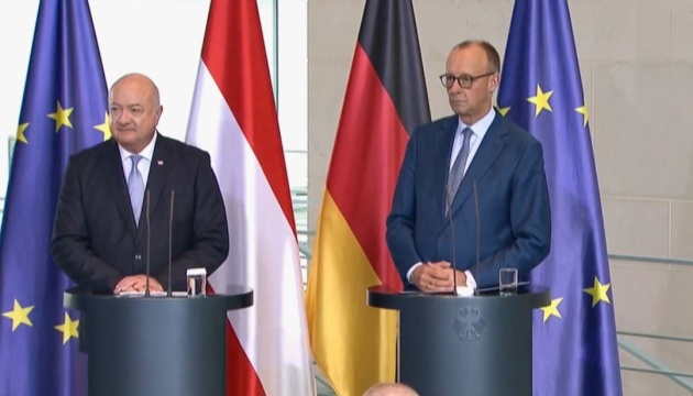 Merz sichert der Ukraine weitere Unterstützung zu Merz sichert der Ukraine weitere Unterstützung zu