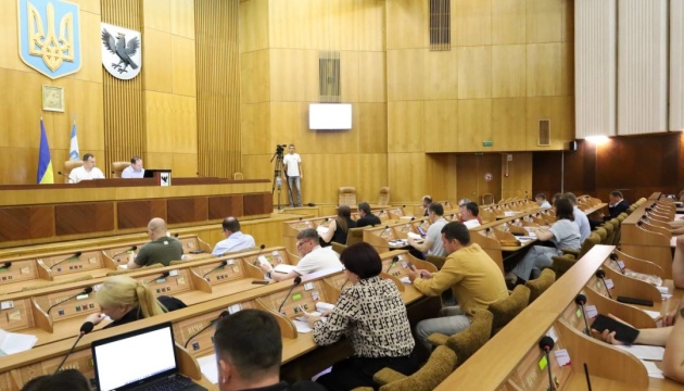Депутати Франківської міськради вимагають заборонити аборти в Україні