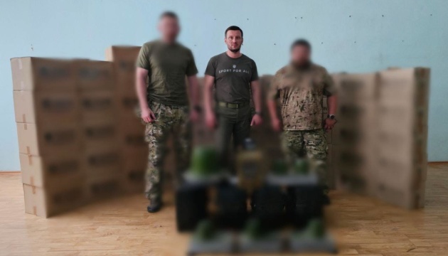 Поліцейським Херсонщини передали партію РЕБів вартістю ₴2,4 мільйона Поліцейським Херсонщини передали партію РЕБів вартістю ₴2,4 мільйона