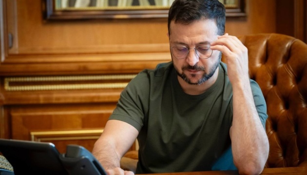 Zełenski przyznał Dudzie Order Wolności Zełenski przyznał Dudzie Order Wolności