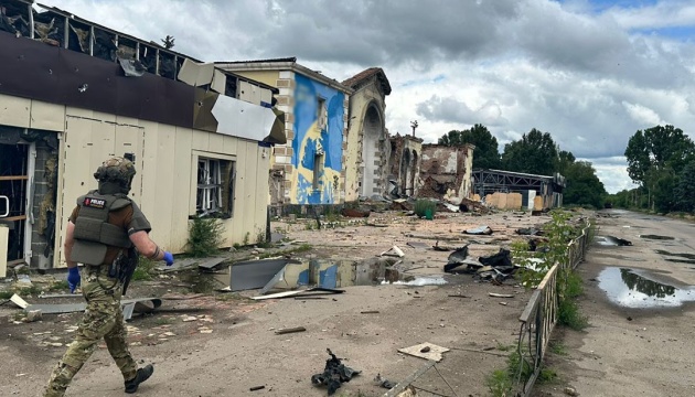 Росіяни минулої доби вбили одного жителя Донеччини, шістьох поранили Росіяни минулої доби вбили одного жителя Донеччини, шістьох поранили
