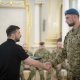 Президент нагородив військових і передав ордени сім'ям загиблих Героїв України