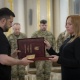 Президент нагородив військових і передав ордени сім'ям загиблих Героїв України