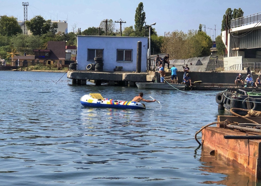 Архівне фото Владислави Швець. До фрагменту тексту про недобудований міст та переправу Архівне фото Владислави Швець. До фрагменту тексту про недобудований міст та переправу