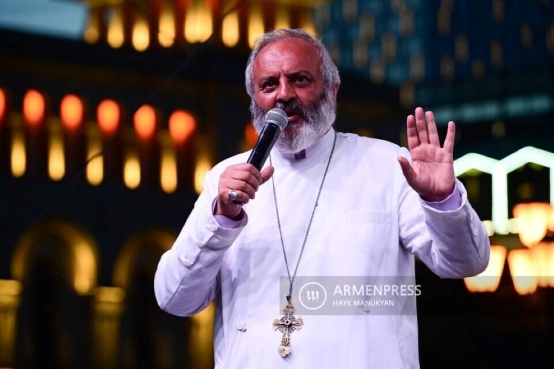 Заарештований архієпископ Баграт Галстанян. Фото armenpress.am 