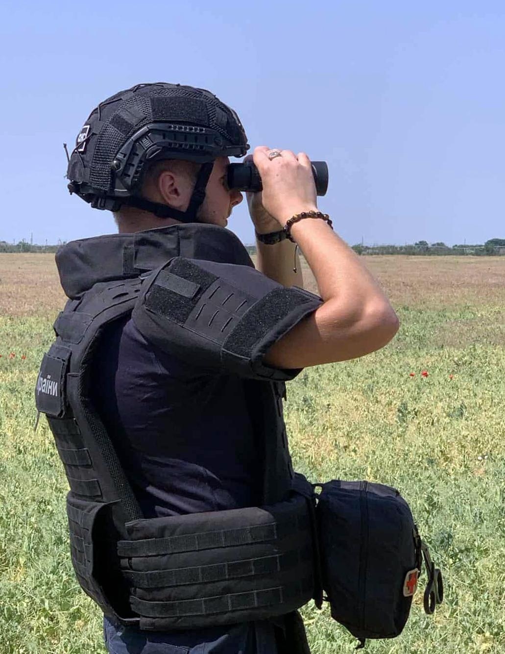 “Коли звільнять Лівобережжя, хочу розміновувати рідні вулички Нової Каховки”, — 21-річний сапер Нікіта Флорецький