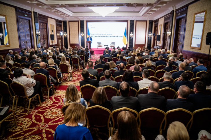 Сибіга назвав сім пріоритетів дипломатії сили