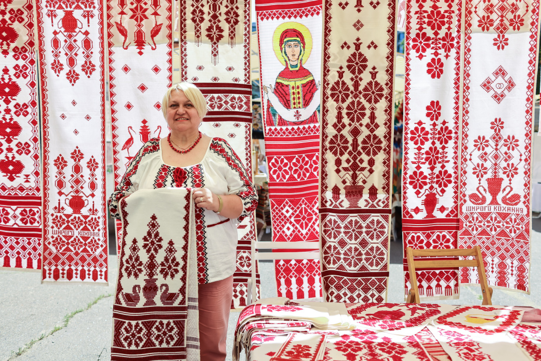Олена Петрова, заслужена майстриня України