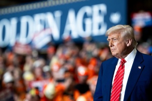 Трамп заявив, що хоче увійти в історію як людина, що врятувала Сполучені Штати