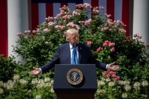 トランプ米大統領、プーチン氏への５０日間の猶予を短縮することを示唆
