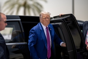Trump says not sure if he can end war in Ukraine
