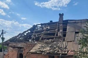 Ворог протягом дня атакував два райони Дніпропетровщини з артилерії та дронами, є пошкодження