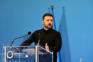 Zelensky: Russia plans to spend $300 billion on the war next year
