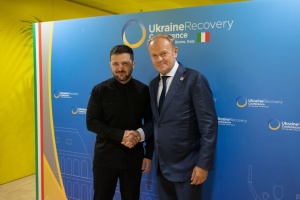 Zełenski i Tusk rozmawiali o rozwoju wspólnej produkcji obronnej i współpracy w ramach programu SAFE