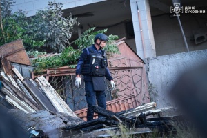 Two dead and several injured in Chernivtsi as result of Russian attack
