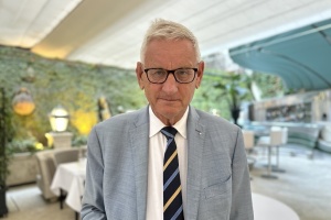 Ukraine can produce enough long-range weapons – Former Swedish Prime Minister