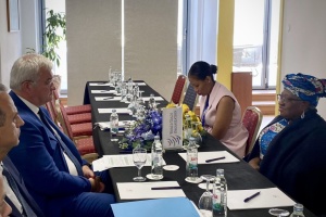 FM Sybiha discussed cooperation development and “Grain from Ukraine” initiative with WTO Director-General
