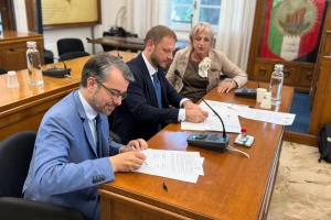 На конференції URC2025 Херсонська громада підписала меморандум про співпрацю з італійським Коллеферро