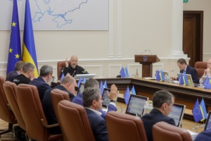 Уряд схвалив законопроєкт про одноразову виплату ₴50 000 жінкам після народження дитини