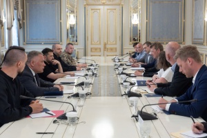 Зеленський і міністр оборони Данії обговорили виробництво дронів-перехоплювачів і далекобійних БПЛА