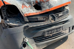 Russian forces attack ambulance in Kharkiv region, injuring medical workers