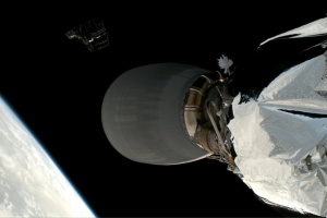 SpaceX запустила у космос партію супутників для свого конкурента Amazon