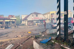 Multiple casualties reported as Russians drop bomb on Dobropillia in Donetsk region