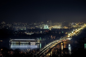 У Києві тимчасово обмежать рух мостом Метро