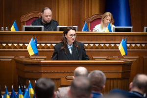 17 липня: новий уряд України, масове отруєння у Львові, ще одне «золото» Ярослави Магучіх