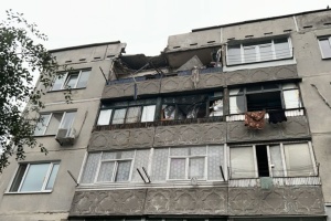 Ворог масовано атакував Павлоград - пошкоджені пожежна частина, підприємства та багатоповерхівка