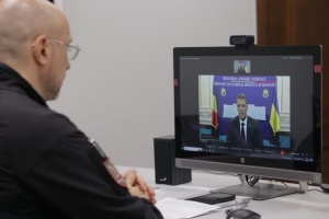 Ukrainian, Romanian defense ministers discuss joint defense production development