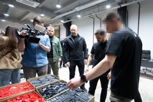 Zelensky gave manufacturers task of ensuring use of 1,000 interceptor drones per day