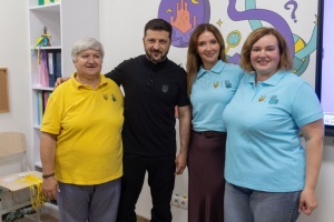 Zelensky meets with students from School of Superheroes 