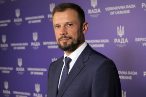 Для реформи старшої школи уряд профінансує ремонт доріг до ліцеїв - голова комітету ВР