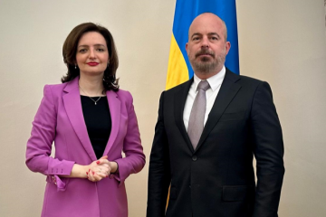 Ukrainian MFA briefs U.S. Chargé d’Affaires on urgent need for defense assistance