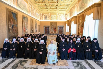 Pope Leo XIV assures Ukraine of support, prays for peace